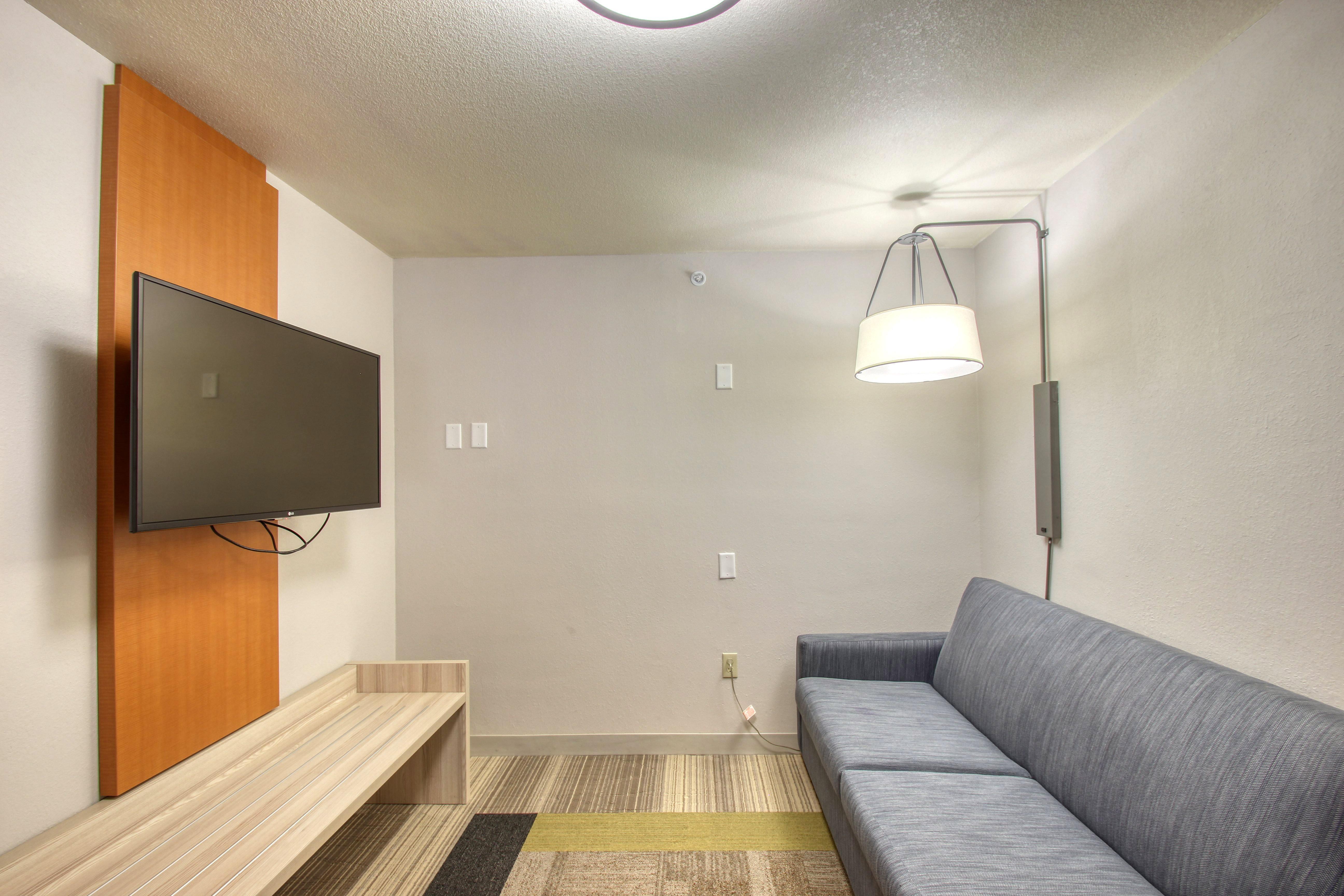 Holiday Inn Express Hotel & Suites Milwaukee Airport By Ihg Eksteriør bilde
