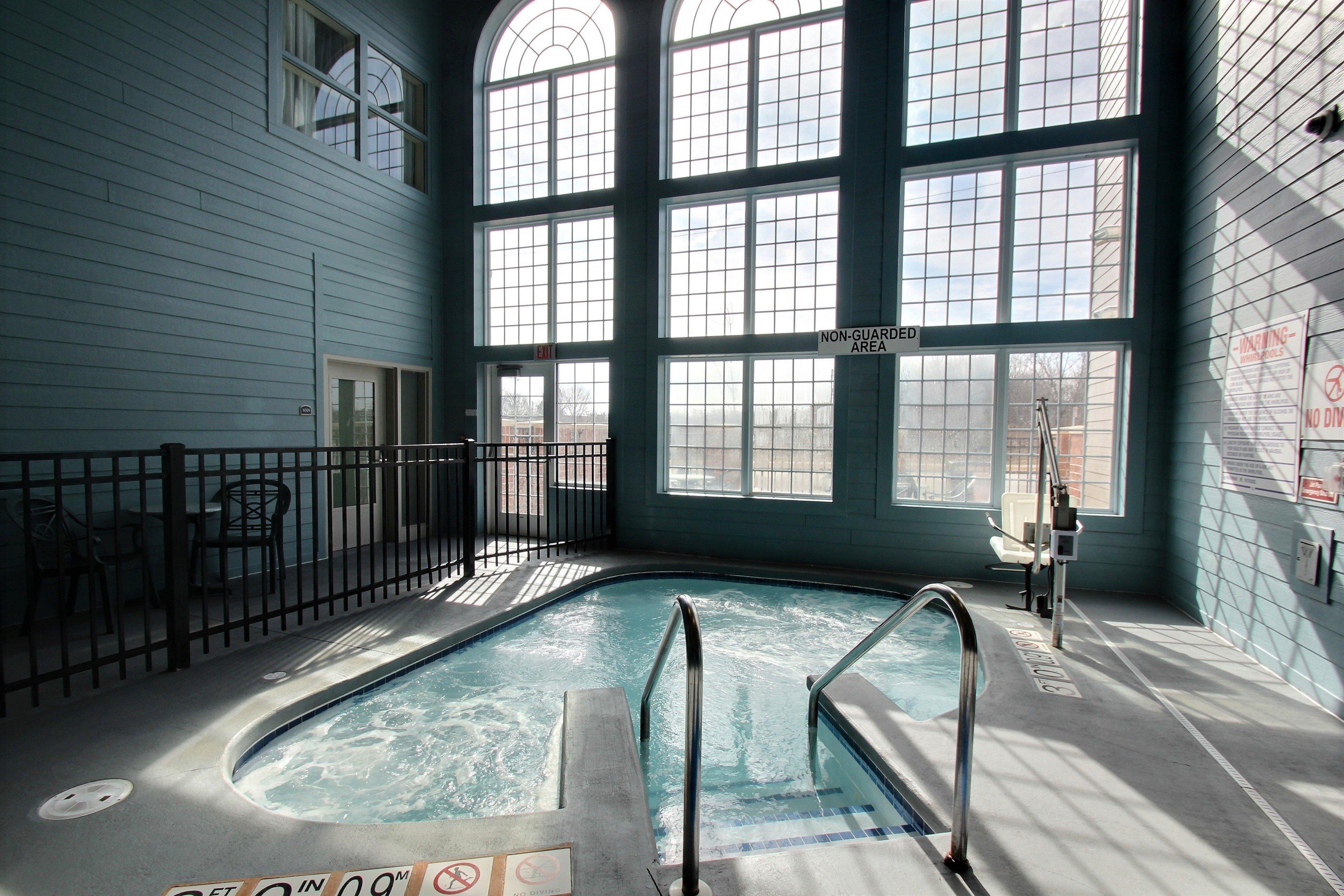 Holiday Inn Express Hotel & Suites Milwaukee Airport By Ihg Eksteriør bilde